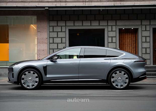 Nio ET9