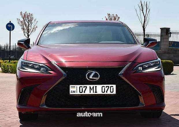 Lexus ES 200