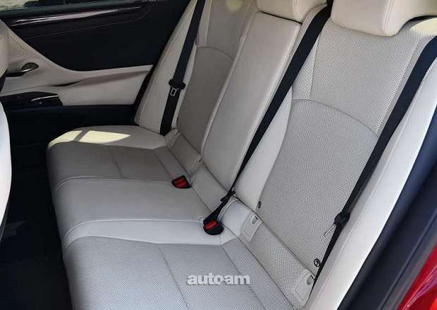 Lexus ES 200 2022 — photo 9