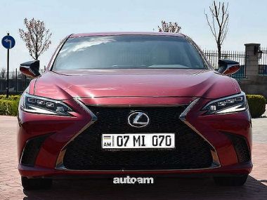 Lexus ES 200  2022 