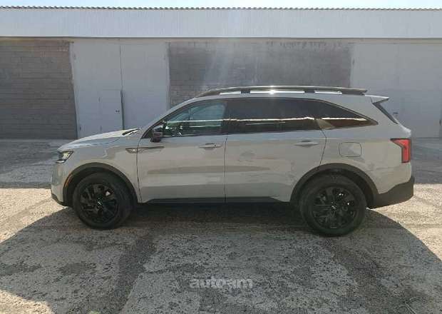Kia Sorento 2023 — լուսանկար 4