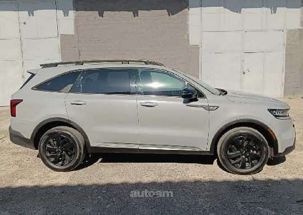 Kia Sorento 2023 — լուսանկար 2