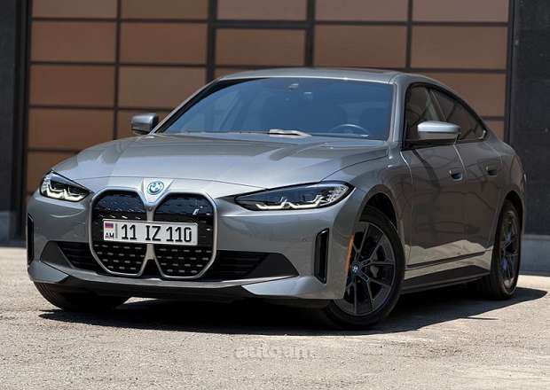 BMW i4 2023 — фото 1