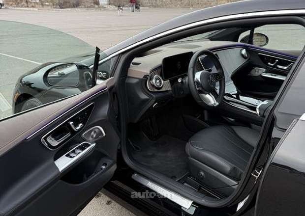 Mercedes-Benz EQE