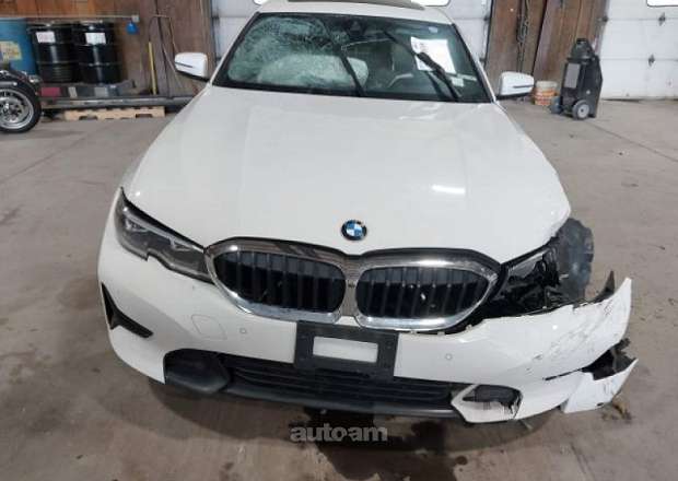 BMW 330