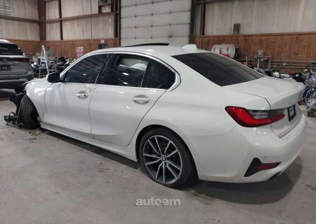 BMW 330