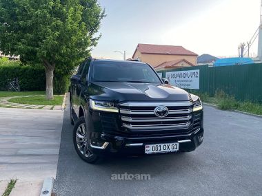 Toyota Land Cruiser 300  2024 