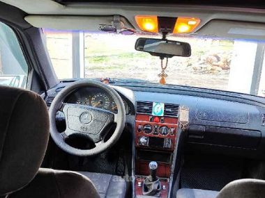 Mercedes-Benz 180  1996 