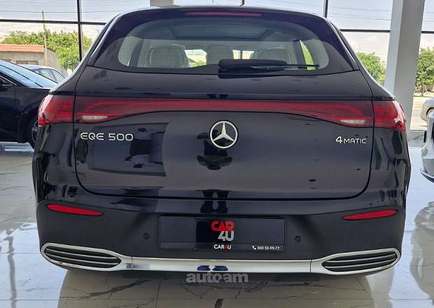 Mercedes-Benz EQE SUV