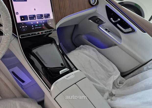 Mercedes-Benz EQE SUV