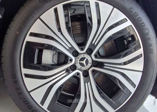 Mercedes-Benz EQE SUV