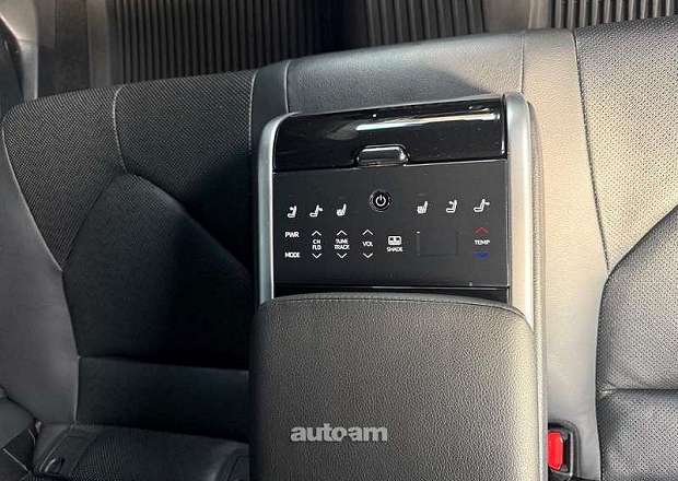 Toyota Camry 2021 — photo 8