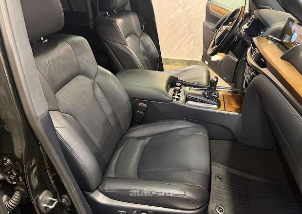 Lexus LX 570