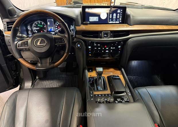 Lexus LX 570