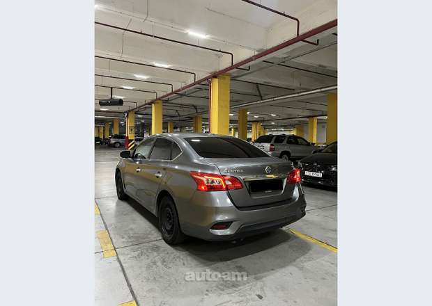 Nissan Sentra 2017 — լուսանկար 6