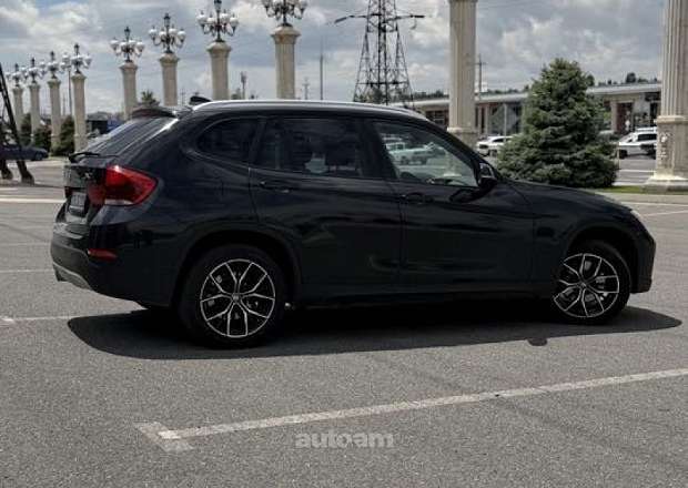 BMW X1 2014 — photo 3