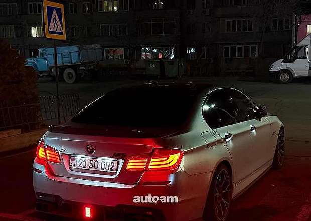 BMW 528 2011 — լուսանկար 5