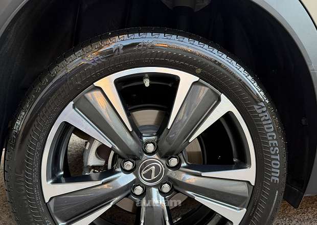 Lexus UX 200