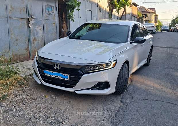 Honda Accord 2021 — լուսանկար 1