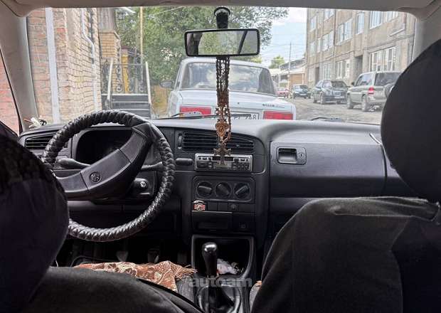 Volkswagen Golf 1993 — photo 2