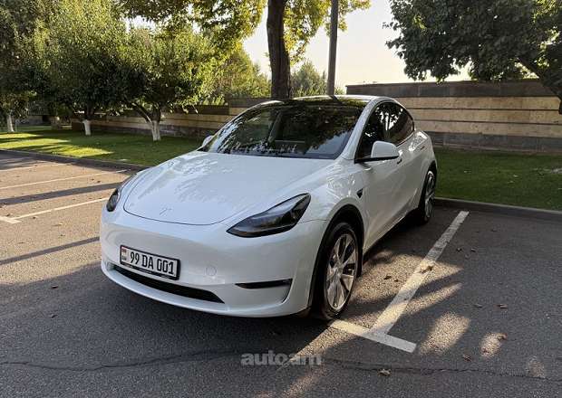 Tesla Model Y 2023 — լուսանկար 1