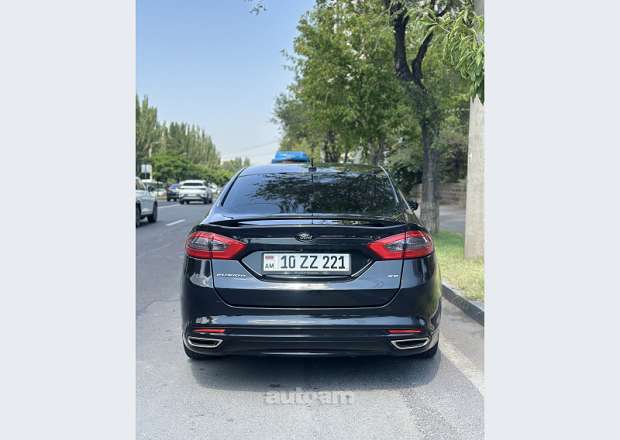 Ford Fusion 2013 — լուսանկար 13