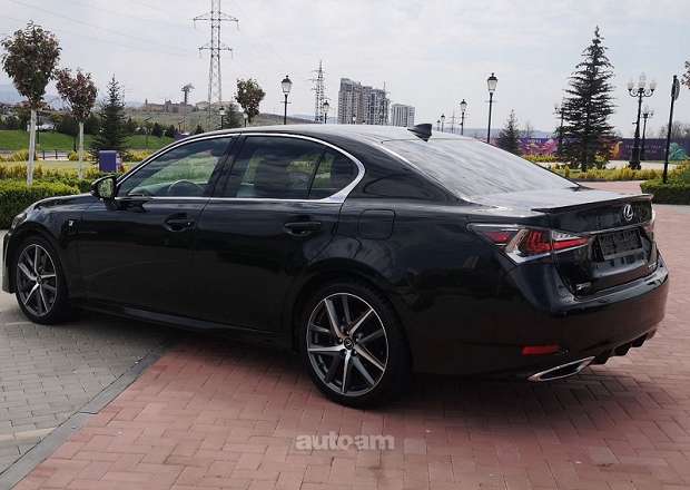 Lexus GS 350