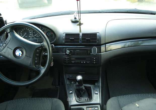 BMW 318 2001 — լուսանկար 8