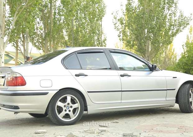 BMW 318 2001 — լուսանկար 7