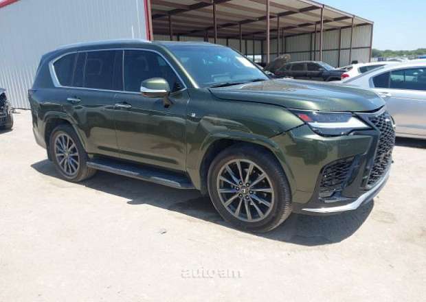Lexus LX 600