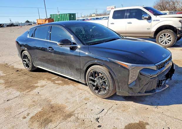Kia K4