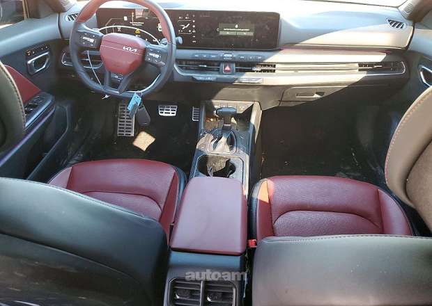 Kia K4