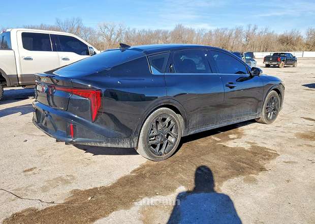 Kia K4