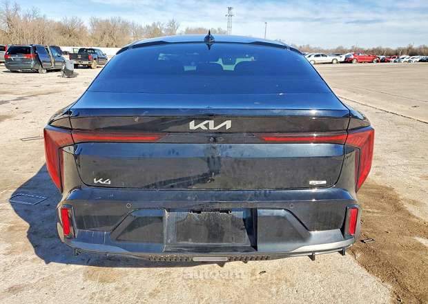 Kia K4