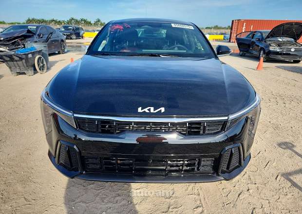 Kia K4