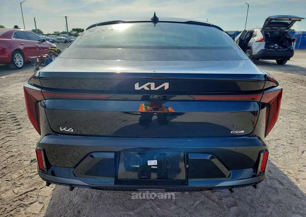 Kia K4