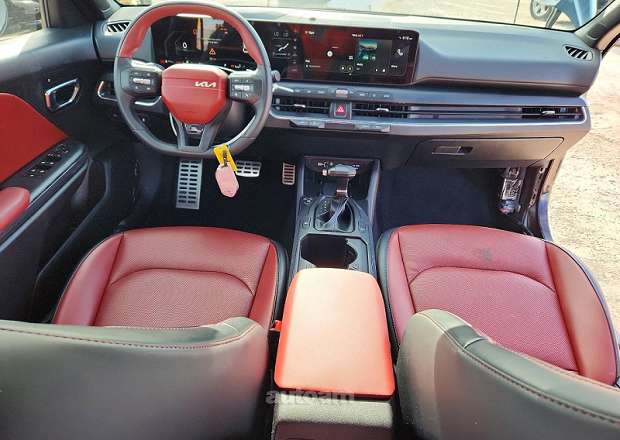 Kia K4