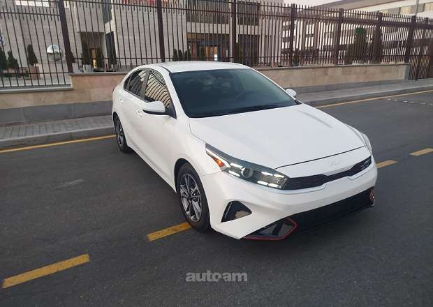 Kia Forte 2024 — фото 1