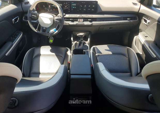 Kia K4