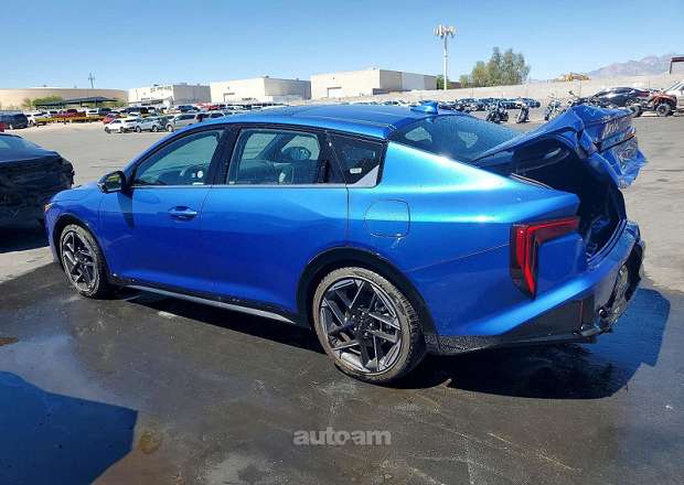 Kia K4