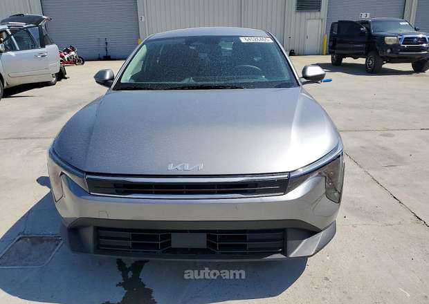 Kia K4