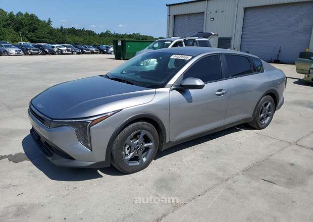 Kia K4