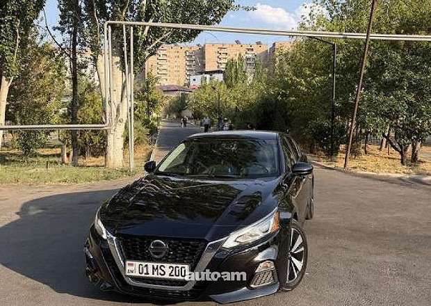Nissan Altima 2022 — լուսանկար 1