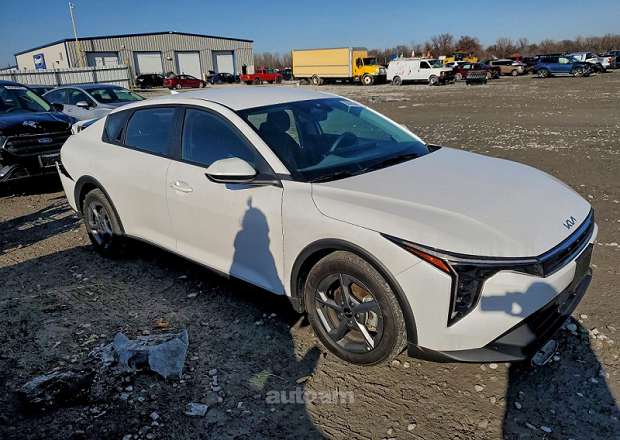 Kia K4