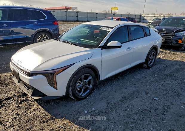Kia K4