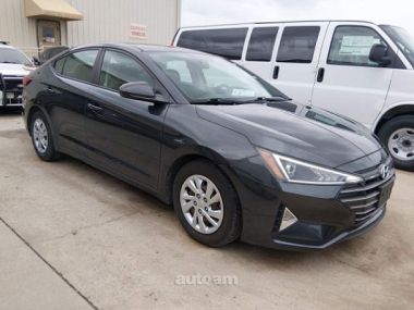 Hyundai Elantra  2020 
