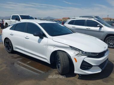 Kia K5  2022 