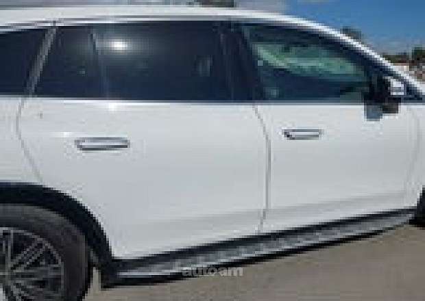 Mercedes-Benz EQS SUV