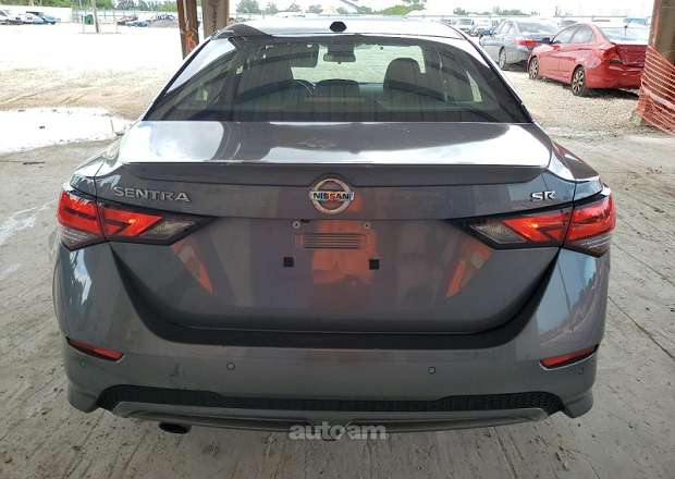 Nissan Sentra