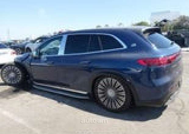 Mercedes-Benz EQS SUV